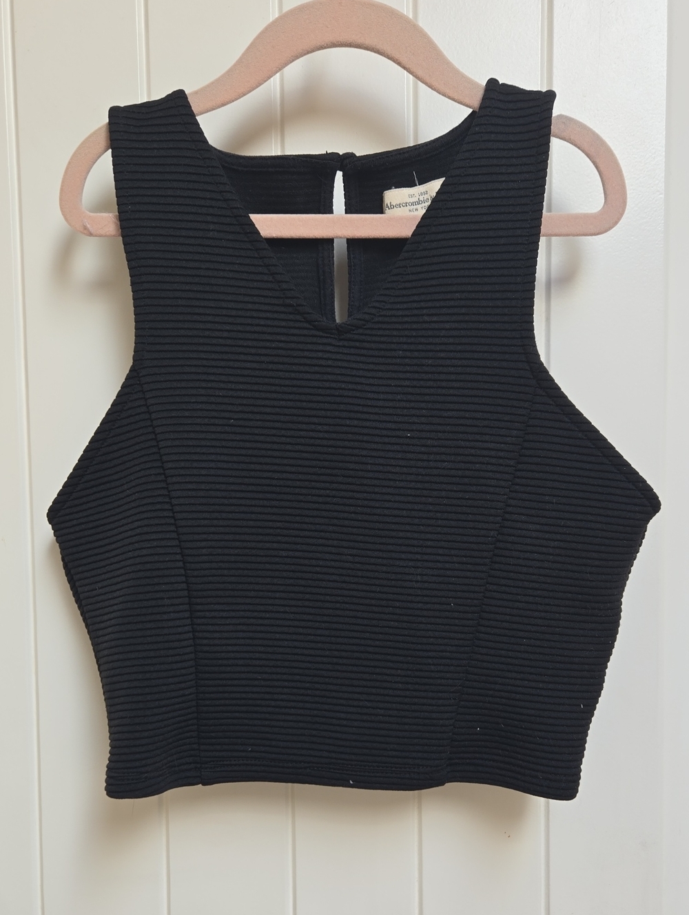 Abercrombie & Fitch Black Ribbed Cropped V-Neck Tank Top Shirt Women's XS